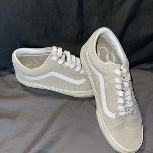 Women’s Vans
